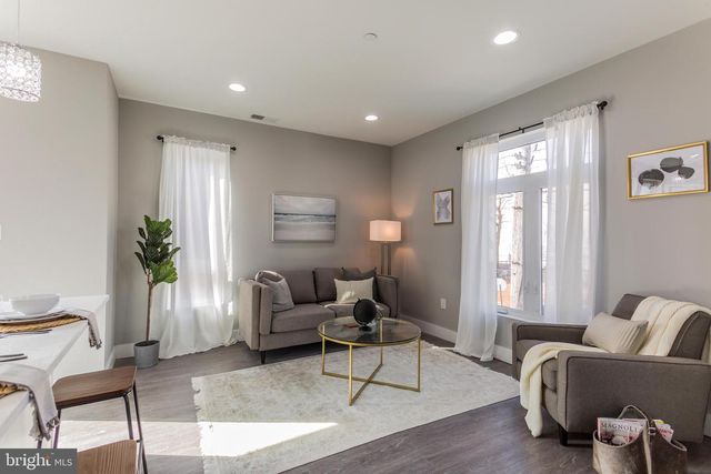 1321 N 19TH, Philadelphia, PA 19121