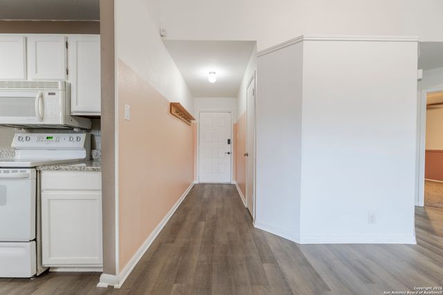 8126 Forest Bow, Live Oak, TX 78233