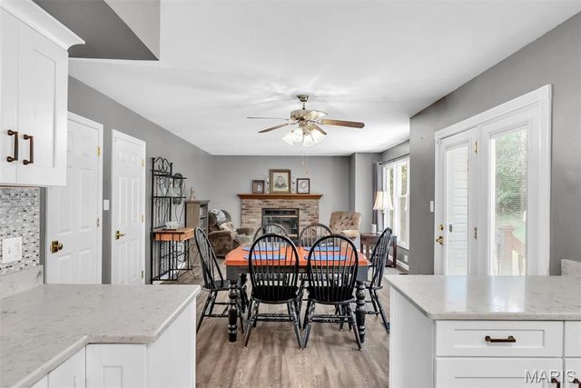 2101 Dettmer Place, Florissant, MO 63031