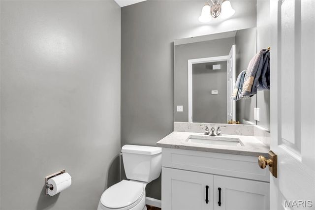 2101 Dettmer Place, Florissant, MO 63031