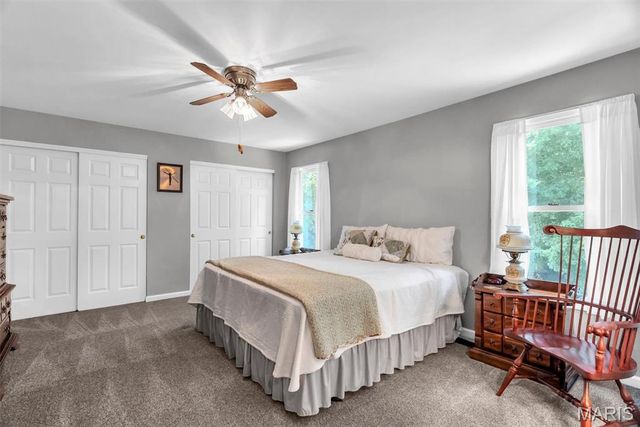 2101 Dettmer Place, Florissant, MO 63031