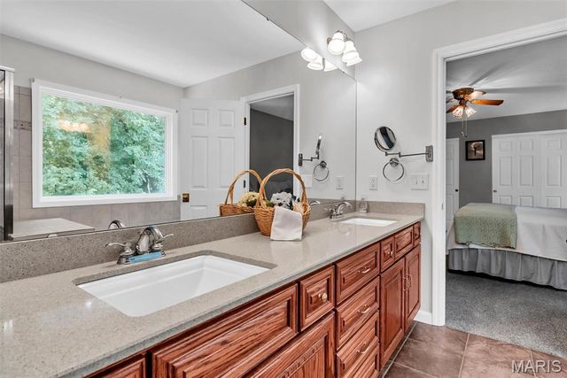 2101 Dettmer Place, Florissant, MO 63031