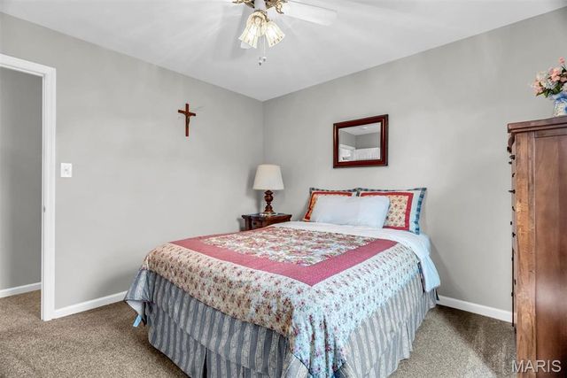 2101 Dettmer Place, Florissant, MO 63031