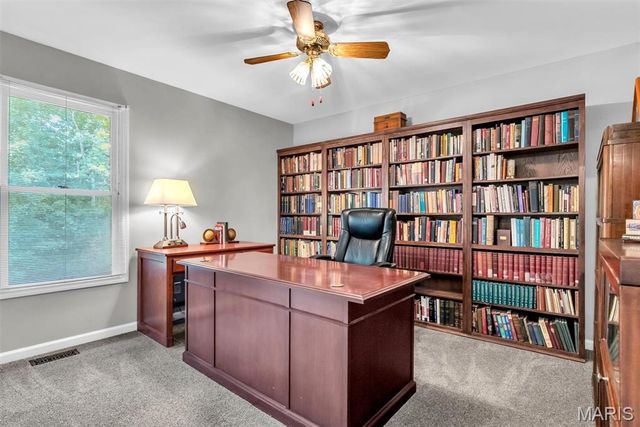 2101 Dettmer Place, Florissant, MO 63031