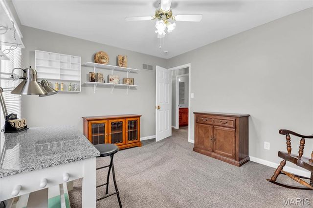 2101 Dettmer Place, Florissant, MO 63031
