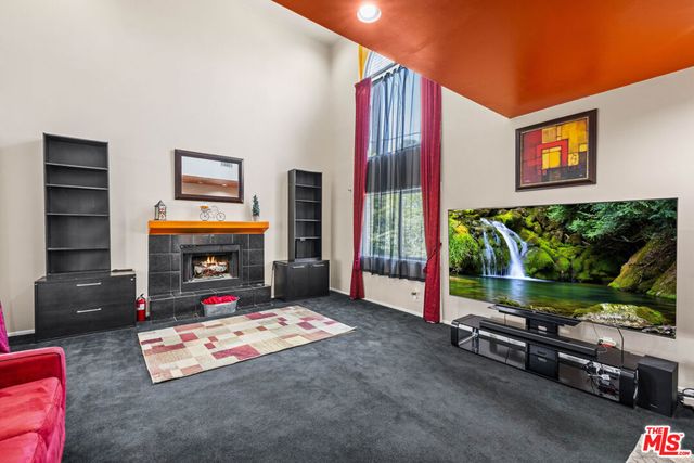 21683 Wo He Lo Trail, Chatsworth, CA 91311