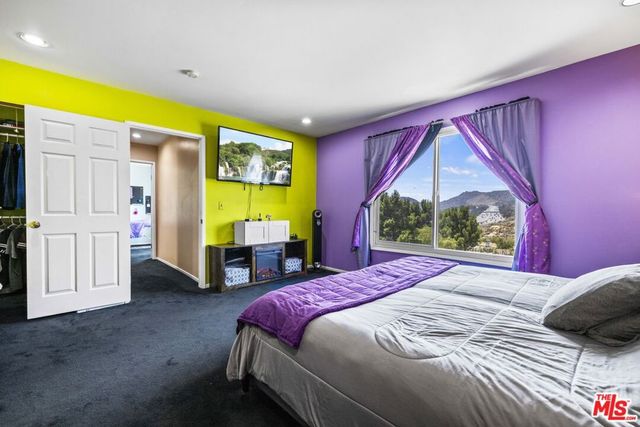 21683 Wo He Lo Trail, Chatsworth, CA 91311