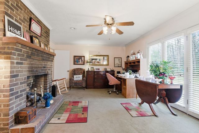 2809 Skyview Dr, Centerville, TN 37033
