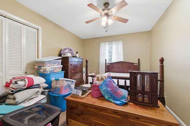 2809 Skyview Dr, Centerville, TN 37033