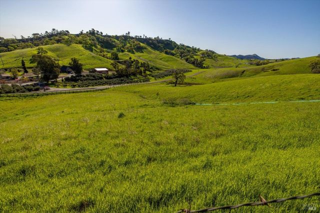 8725 Quail Canyon Rd, Vacaville, CA 95688