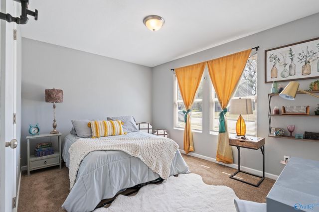 227 Whitestone Drive, Huntsville, AL 35810