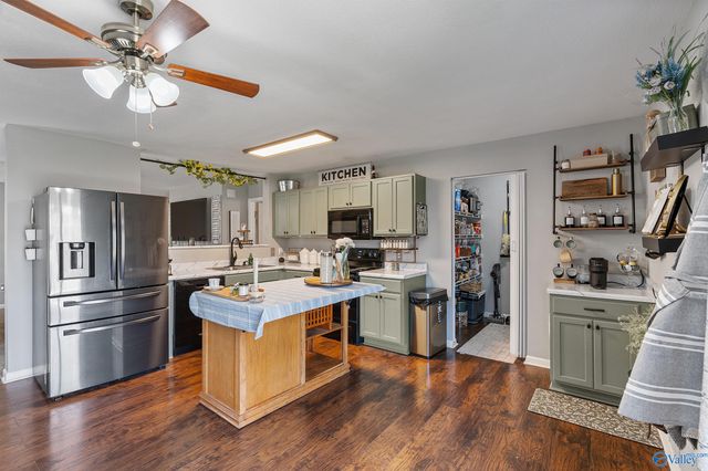 227 Whitestone Drive, Huntsville, AL 35810