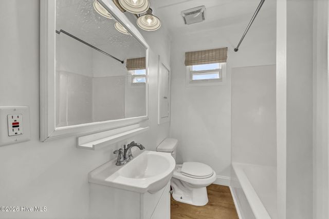 124 Ocean View Avenue, Kure Beach, NC 28449