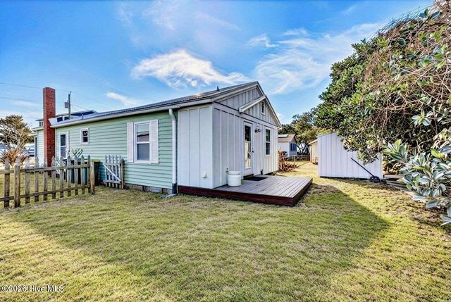 124 Ocean View Avenue, Kure Beach, NC 28449