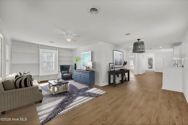 124 Ocean View Avenue, Kure Beach, NC 28449