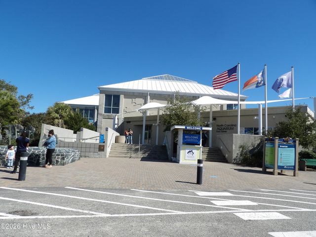 124 Ocean View Avenue, Kure Beach, NC 28449