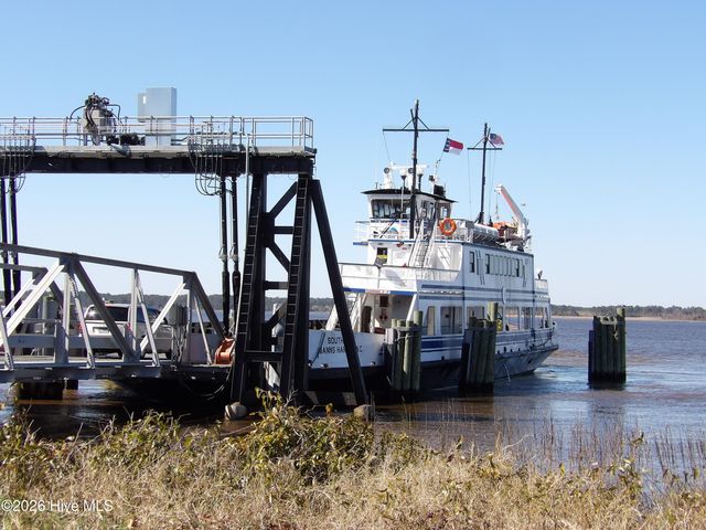 124 Ocean View Avenue, Kure Beach, NC 28449