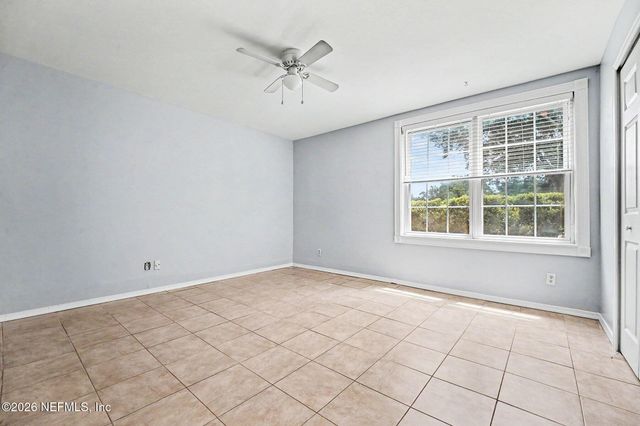4334 S PLAZA GATE Lane 102, Jacksonville, FL 32217