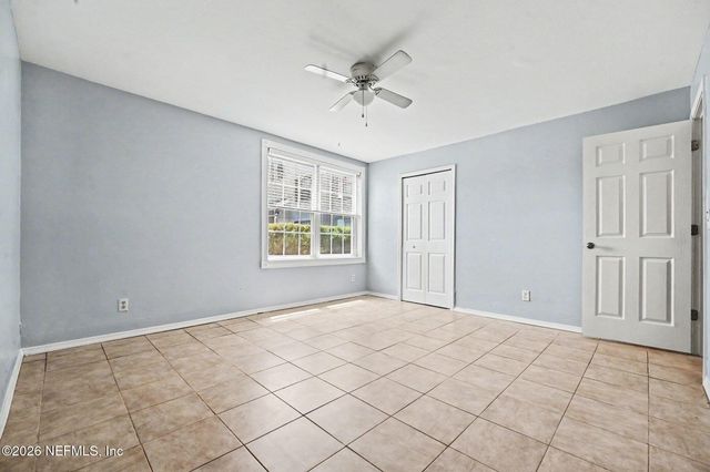 4334 S PLAZA GATE Lane 102, Jacksonville, FL 32217