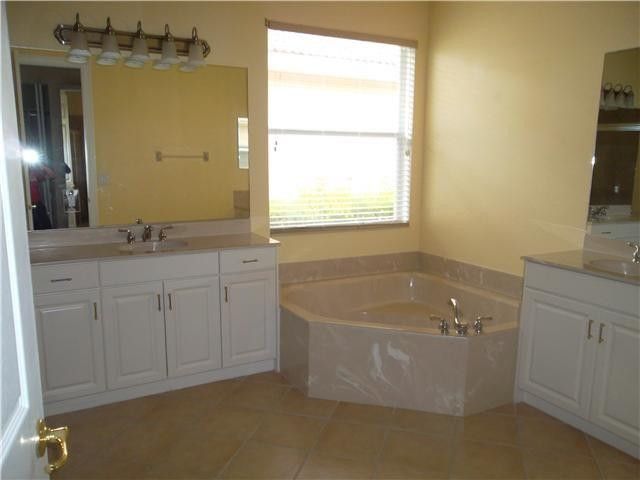 5091 SW 173rd Avenue, Miramar, FL 33029