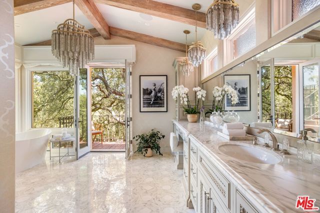 13341 Mulholland Drive, Beverly Hills, CA 90210