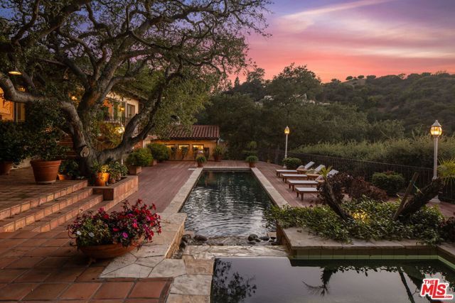 13341 Mulholland Drive, Beverly Hills, CA 90210