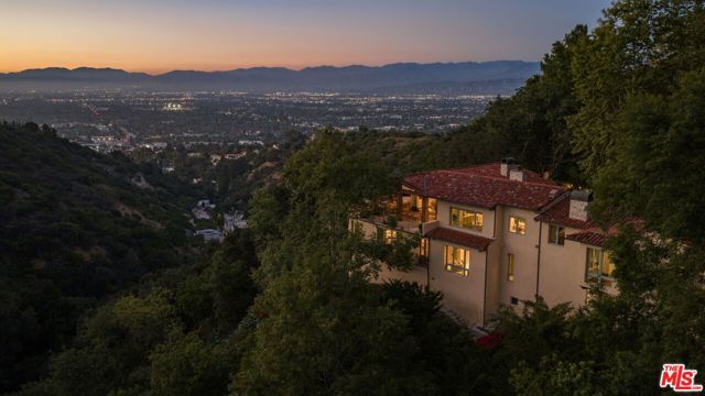13341 Mulholland Drive, Beverly Hills, CA 90210
