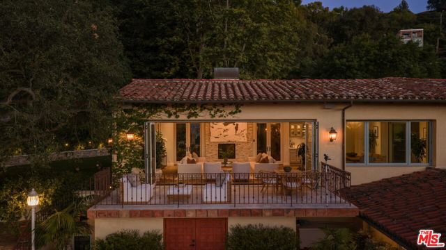 13341 Mulholland Drive, Beverly Hills, CA 90210