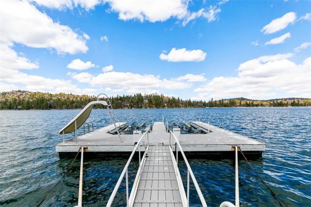 27990 Peninsula Drive North, Lake Arrowhead, CA 92352