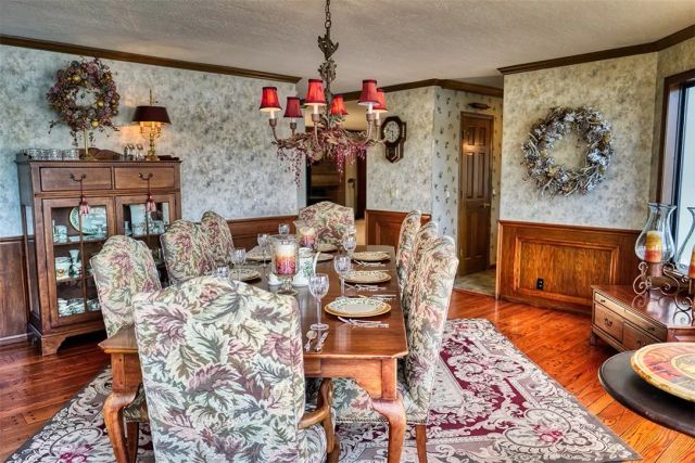 27990 Peninsula Drive North, Lake Arrowhead, CA 92352