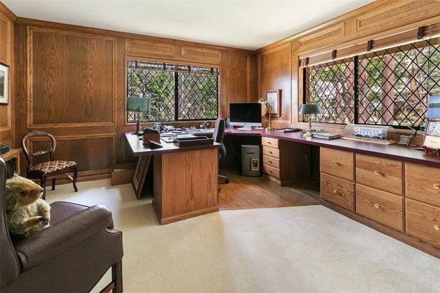 27990 Peninsula Drive North, Lake Arrowhead, CA 92352