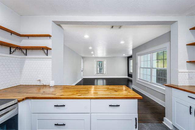 214 Churchill Road, Fort Worth, TX 76114