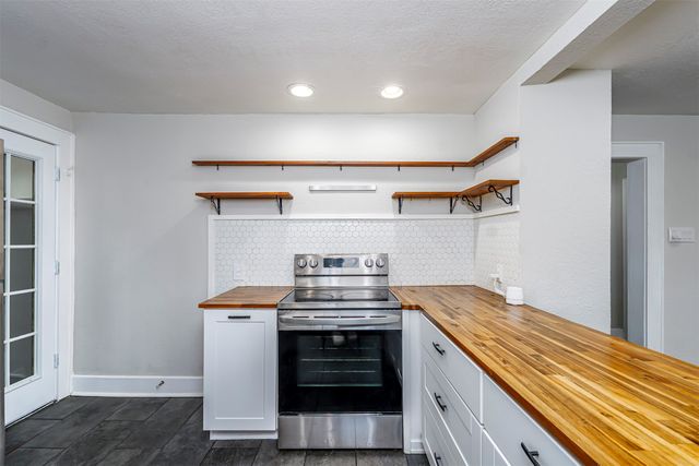 214 Churchill Road, Fort Worth, TX 76114