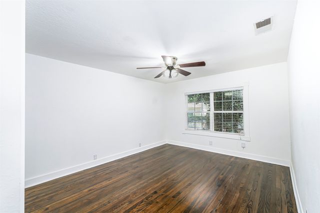 214 Churchill Road, Fort Worth, TX 76114