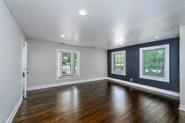 214 Churchill Road, Fort Worth, TX 76114