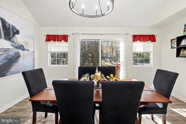 6 DOCKSIDE CT, Montross, VA 22520