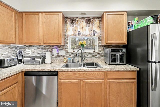 6 DOCKSIDE CT, Montross, VA 22520