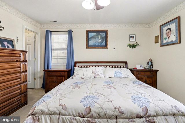 6 DOCKSIDE CT, Montross, VA 22520