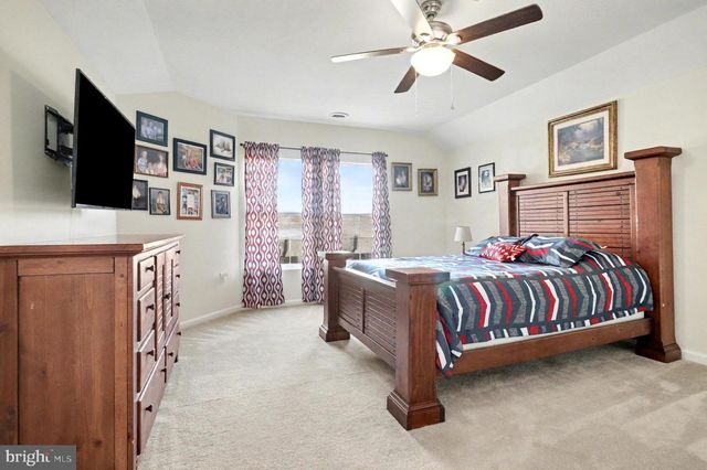 6 DOCKSIDE CT, Montross, VA 22520