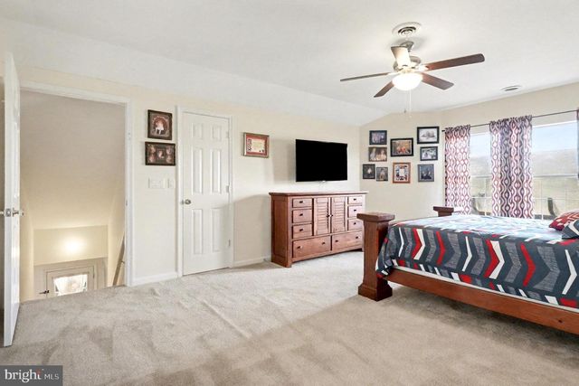 6 DOCKSIDE CT, Montross, VA 22520