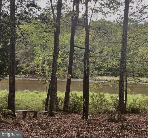 6 DOCKSIDE CT, Montross, VA 22520