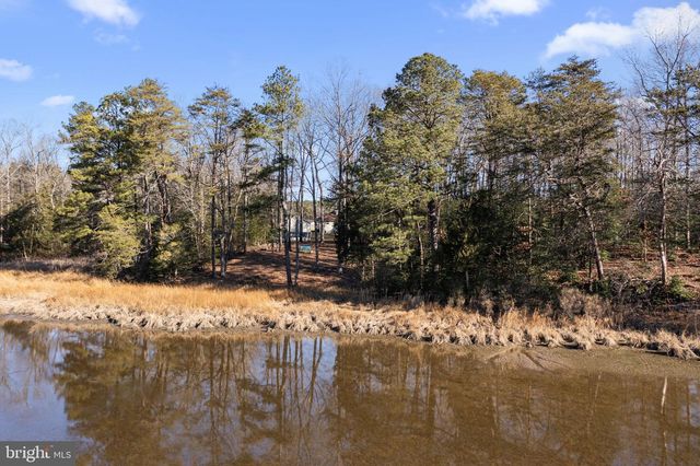 6 DOCKSIDE CT, Montross, VA 22520