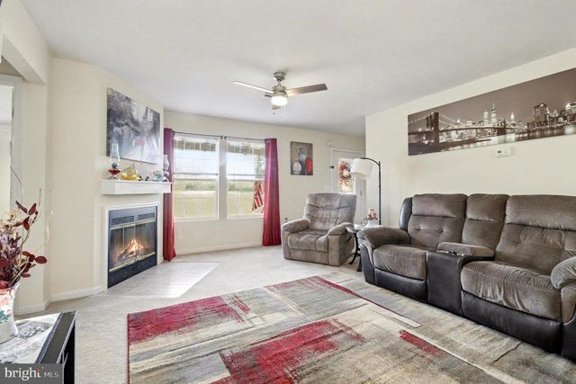 6 DOCKSIDE CT, Montross, VA 22520