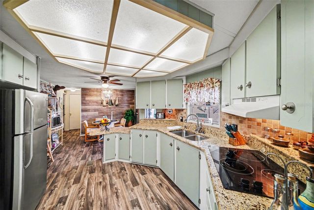 12501 ULMERTON ROAD 33, Largo, FL 33774