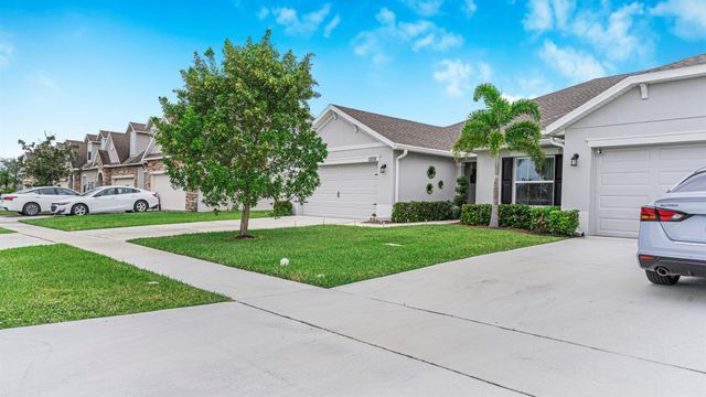 5208 Manciano Street, Fort Pierce, FL 34951