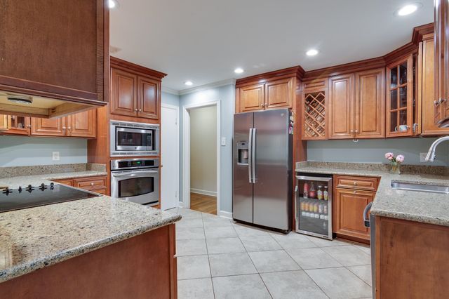 4463 CHERRYDALE RD, Memphis, TN 38117