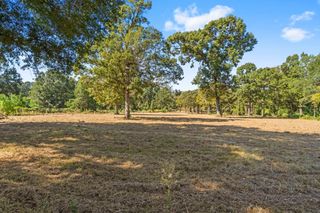 272 Spitaleri, Onalaska, TX 77360