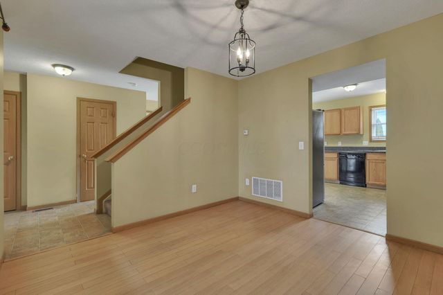 746 Bent Oak Drive, Blacklick, OH 43004