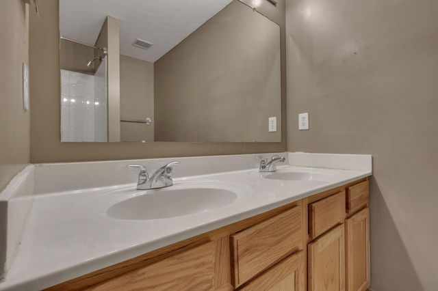 746 Bent Oak Drive, Blacklick, OH 43004