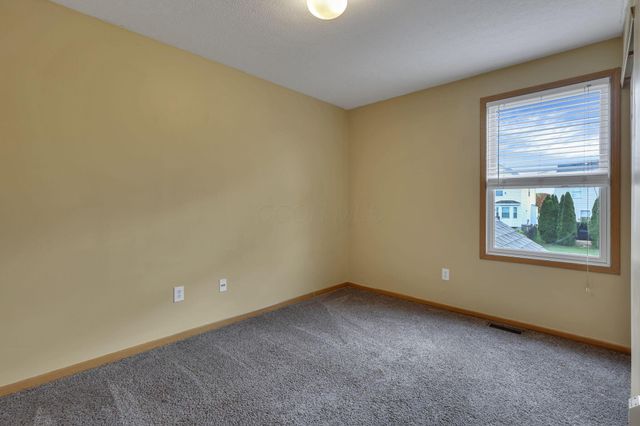 746 Bent Oak Drive, Blacklick, OH 43004